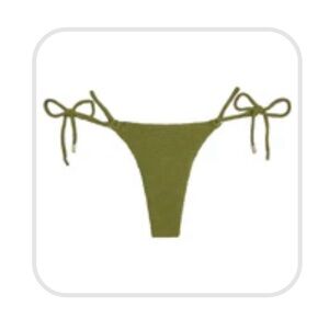 Monday swim, vivid green crinkle, Hanalei bottom